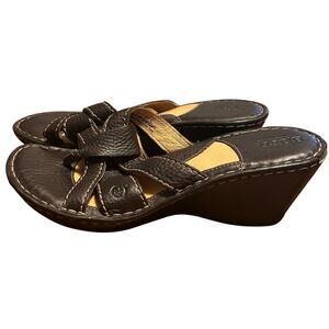Born Folly Slip On Brown Leather Wedge Sandals Style Size 9
